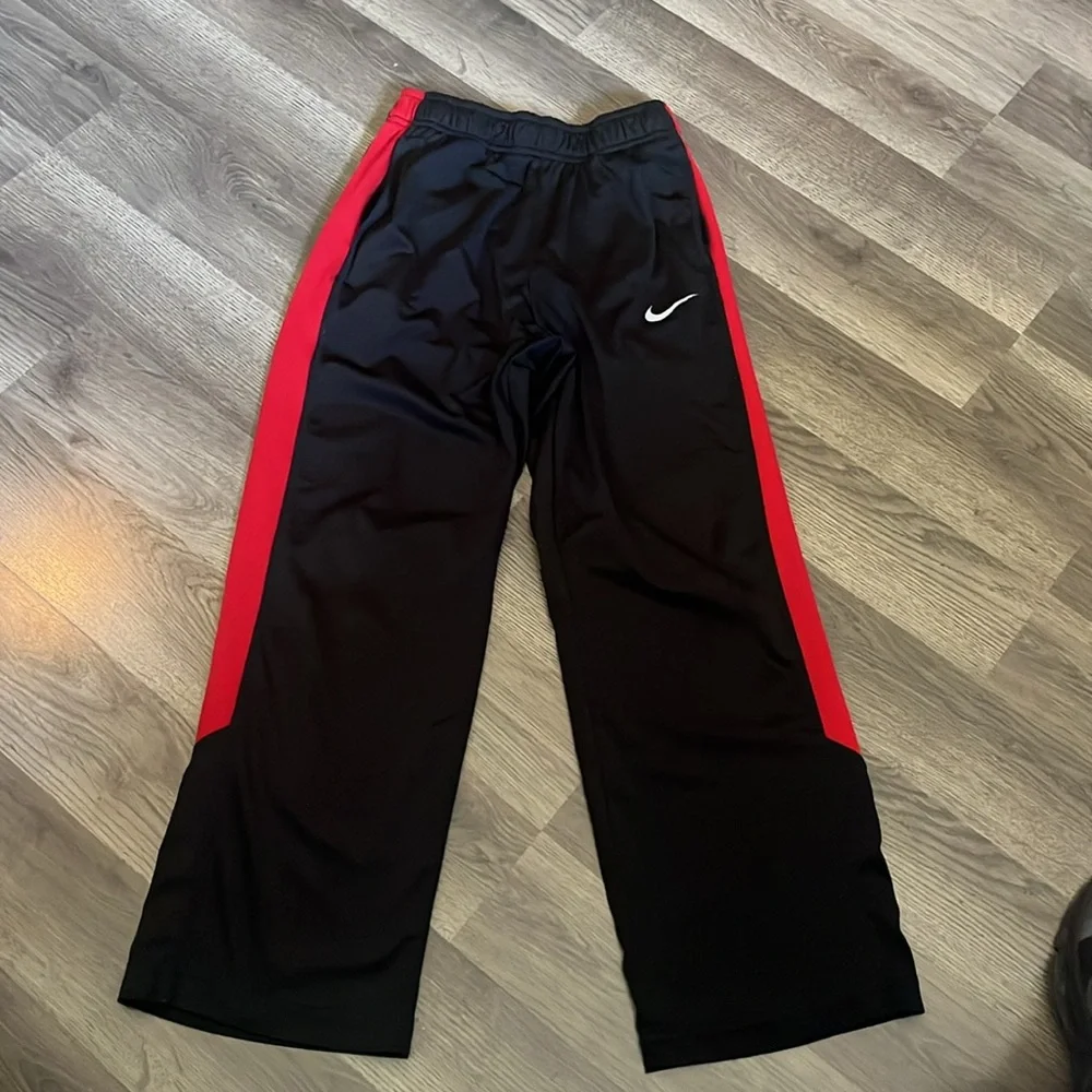 Nike Dri Fit sweatpants - Picture 3 of 5